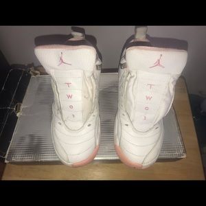 AIR JORDAN 12 RETRO LOW